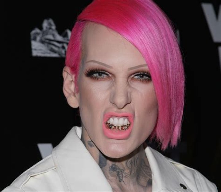 Unveiling Jeffree Star's Family: Discoveries & Insights