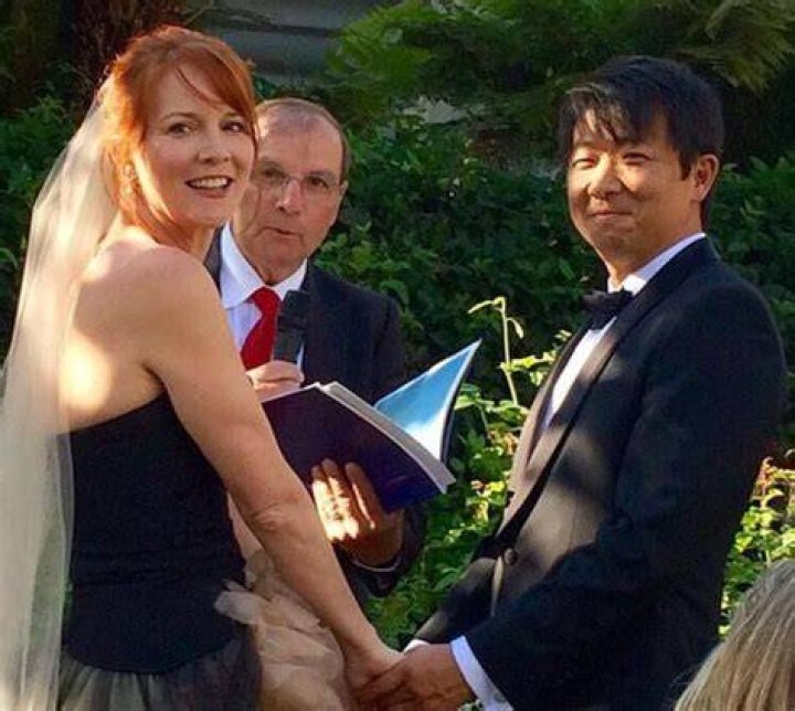 Unveiling The Love Life: Is Laurel Holloman Married?