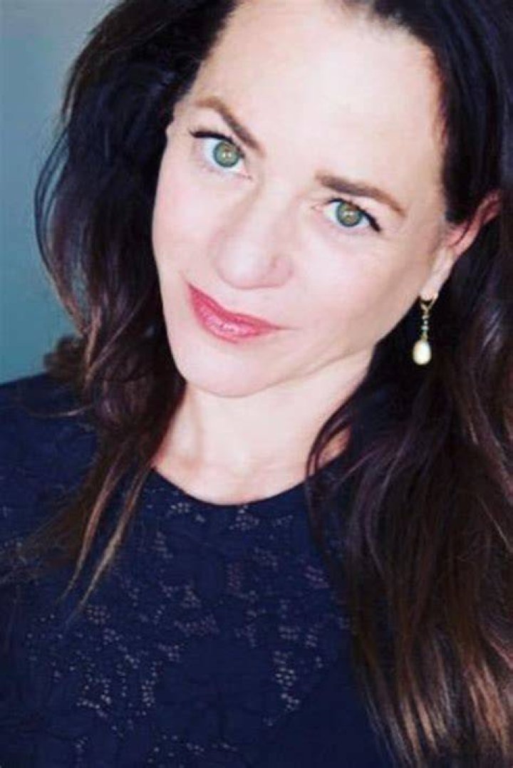 Unveiling The Secrets Of Makeup Artistry: Discover Elissa Middleton's Genius