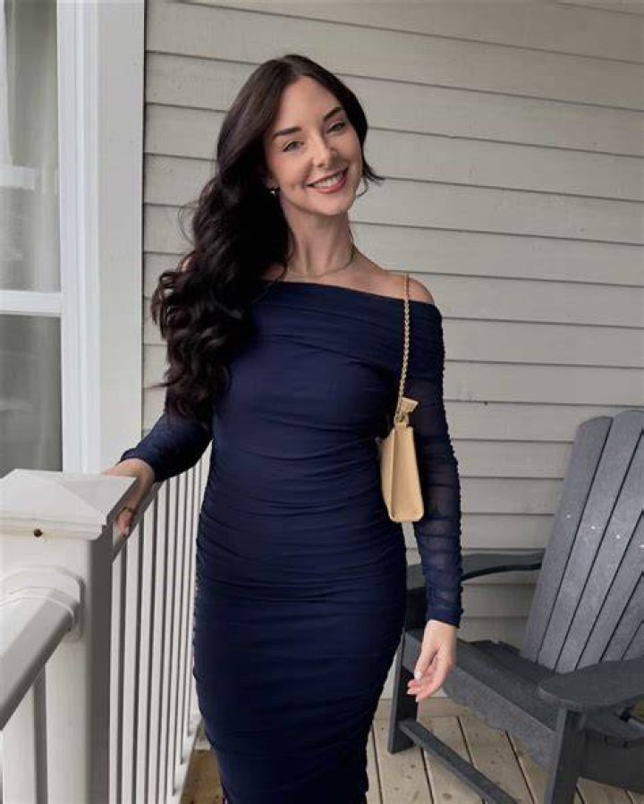 Vera Dating Hot Boyfriend? Net Worth VergeWiki