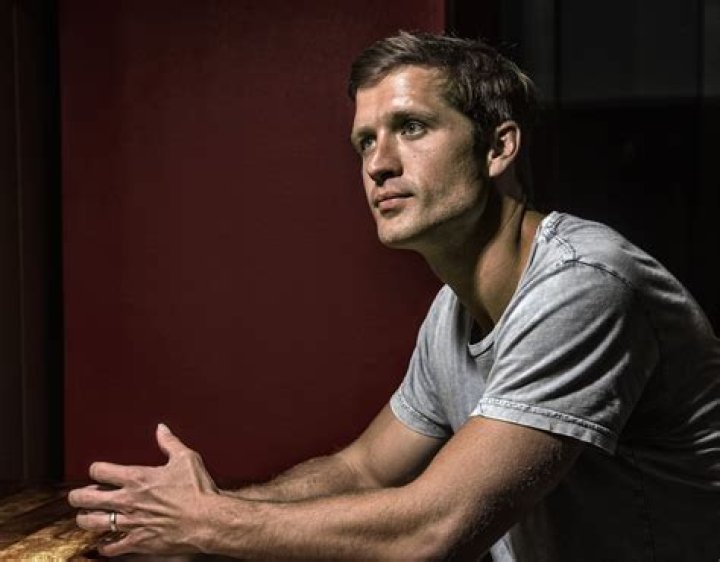 Walker Hayes isn’t afraid to sing about struggling, and it’s making him