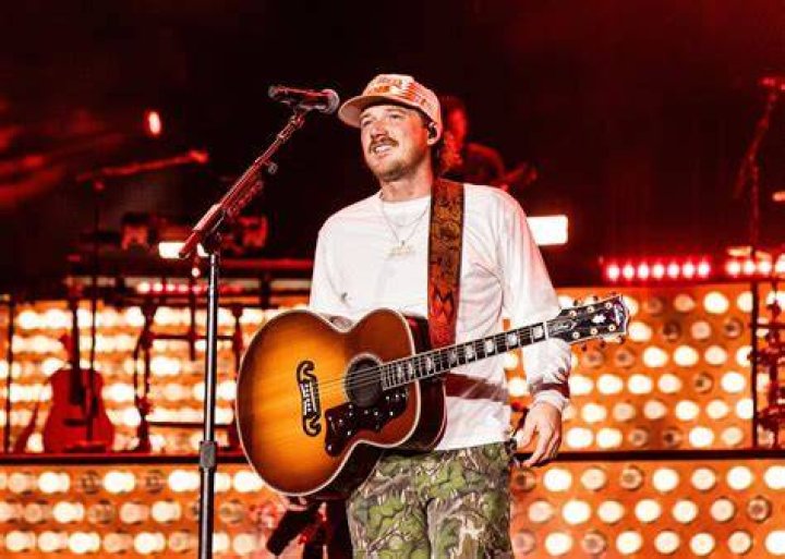 Watch Last Night's Morgan Wallen Performance | Unforgettable Experience