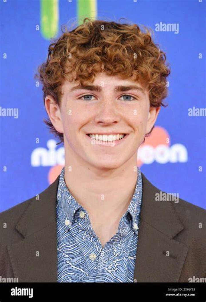 What Grade Is Walker Scobell In 2024
