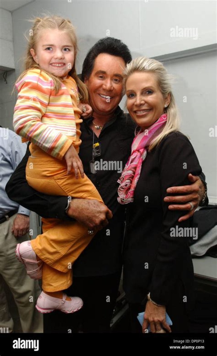 What Really Happened To Wayne Newton's Daughter Erin?