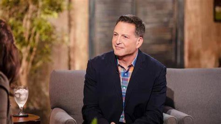 Who is Dr. Doug Weiss' wife now? Marriage and dating life Tuko.co.ke