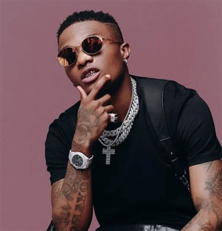 Wizkid Biography, Age and Net worth LifeAndTimes News