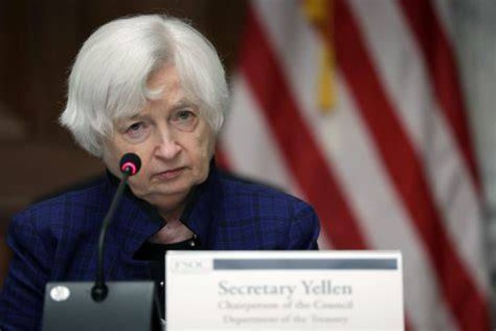 Yellen Net Worth, Age, Height, Weight, Early Life, Career, Bio