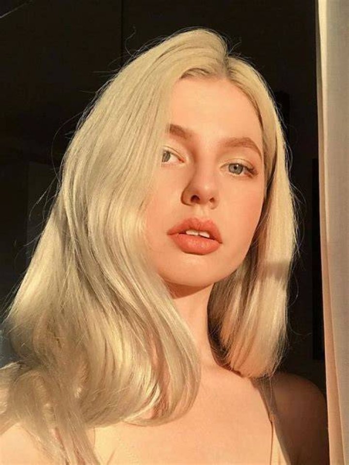 Алена Ефремова — фото, биография, личная жизнь, новости, Mellstroy